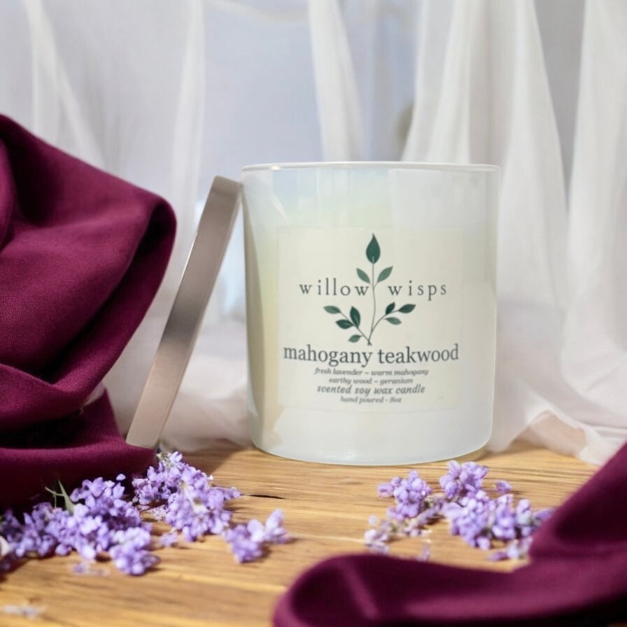 Mahogany Teakwood 8oz Iridescent Candle