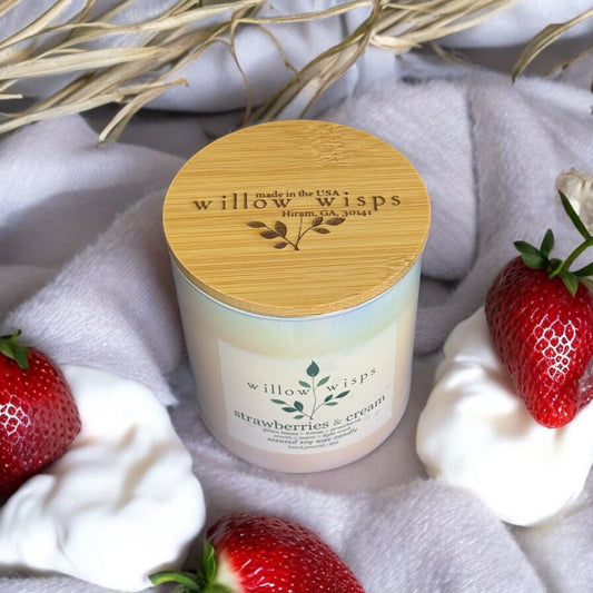 Strawberries & Cream 8oz Iridescent Candle